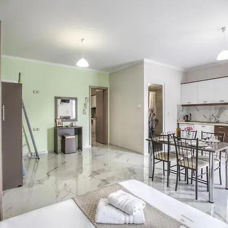 Apartment Del Sol #1 Meteora Luxurious Family *
