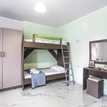 Апартаменты Del Sol #1 Meteora Luxurious Family *