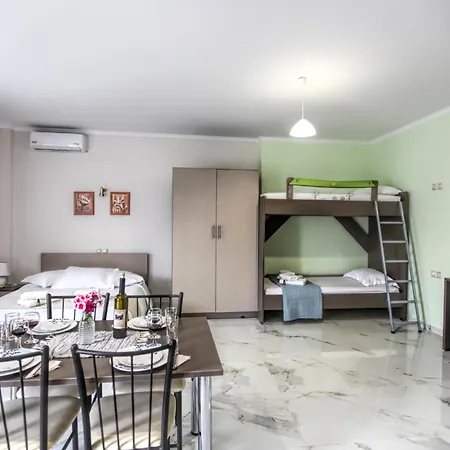 Апартаменты Del Sol #1 Meteora Luxurious Family