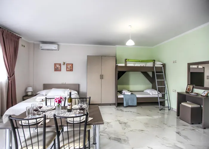 Apartment Del Sol #1 Meteora Luxurious Family